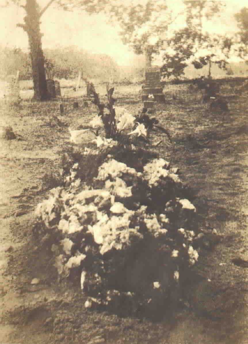 Myrtice's Grave