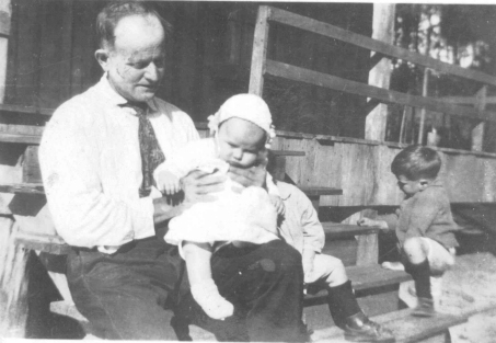 Wilbur holding Morris
