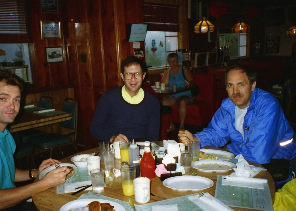 The next morning we got up early, had breakfast at the hostel, crossed back over the river and continued on.