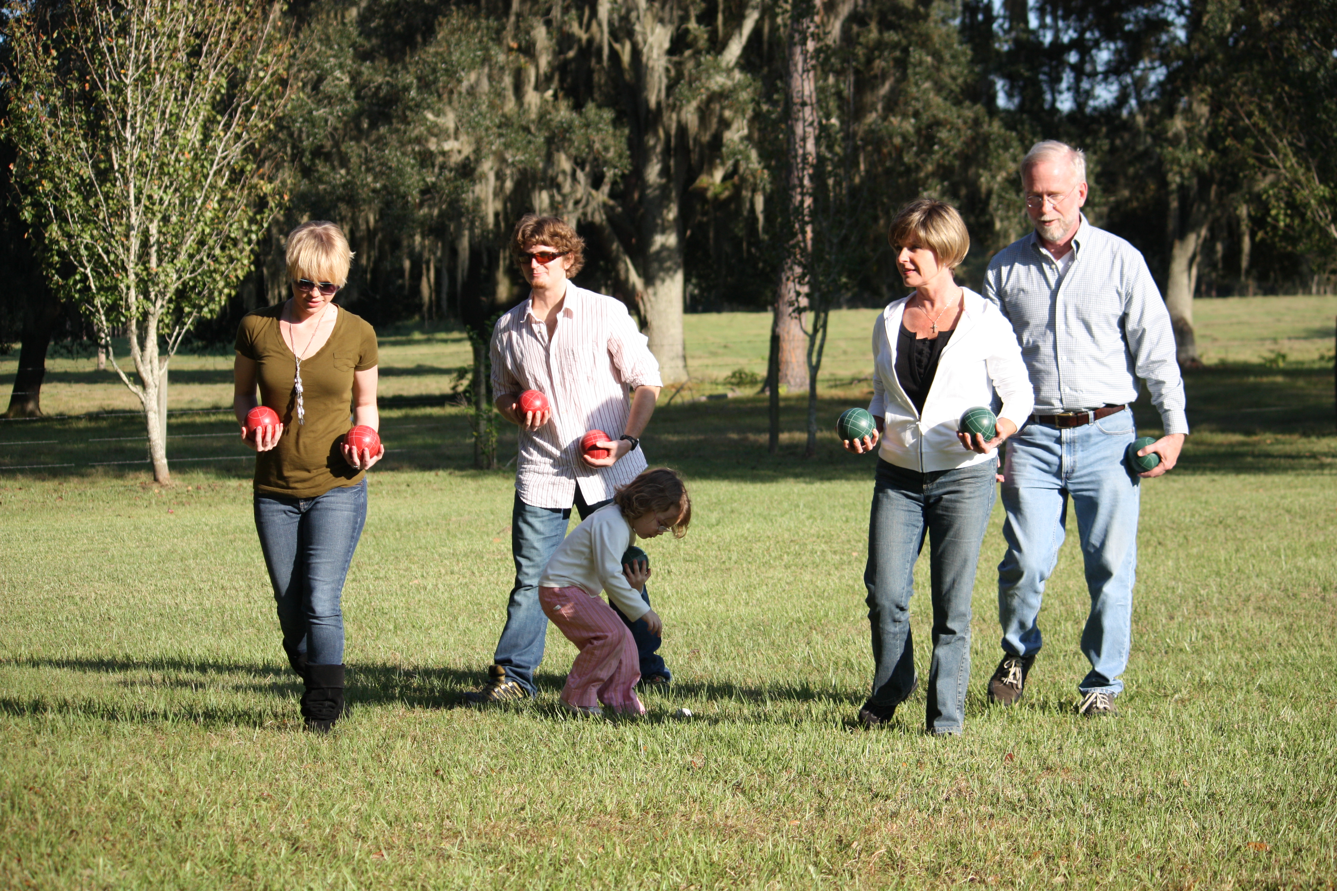 Playing lawn ball<br>Sarah, her boyfriend, girl, Aunt Connie, Uncle Cork